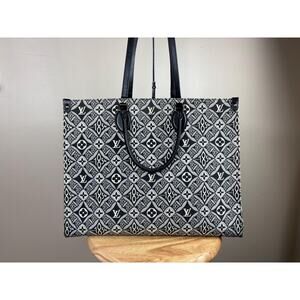 Authentic Louis Vuitton OnTheGo GM Limited Edition Jacquard Tote w/ COA